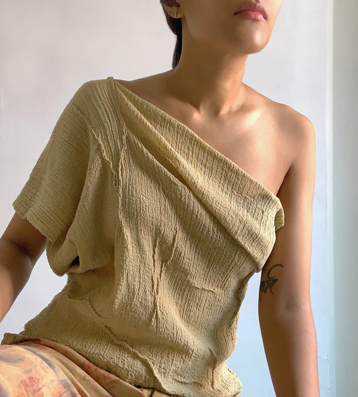hibisucs dyed hand made off shoulder top in cotton